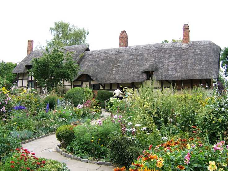 Anne-Hathaway-cottage-small